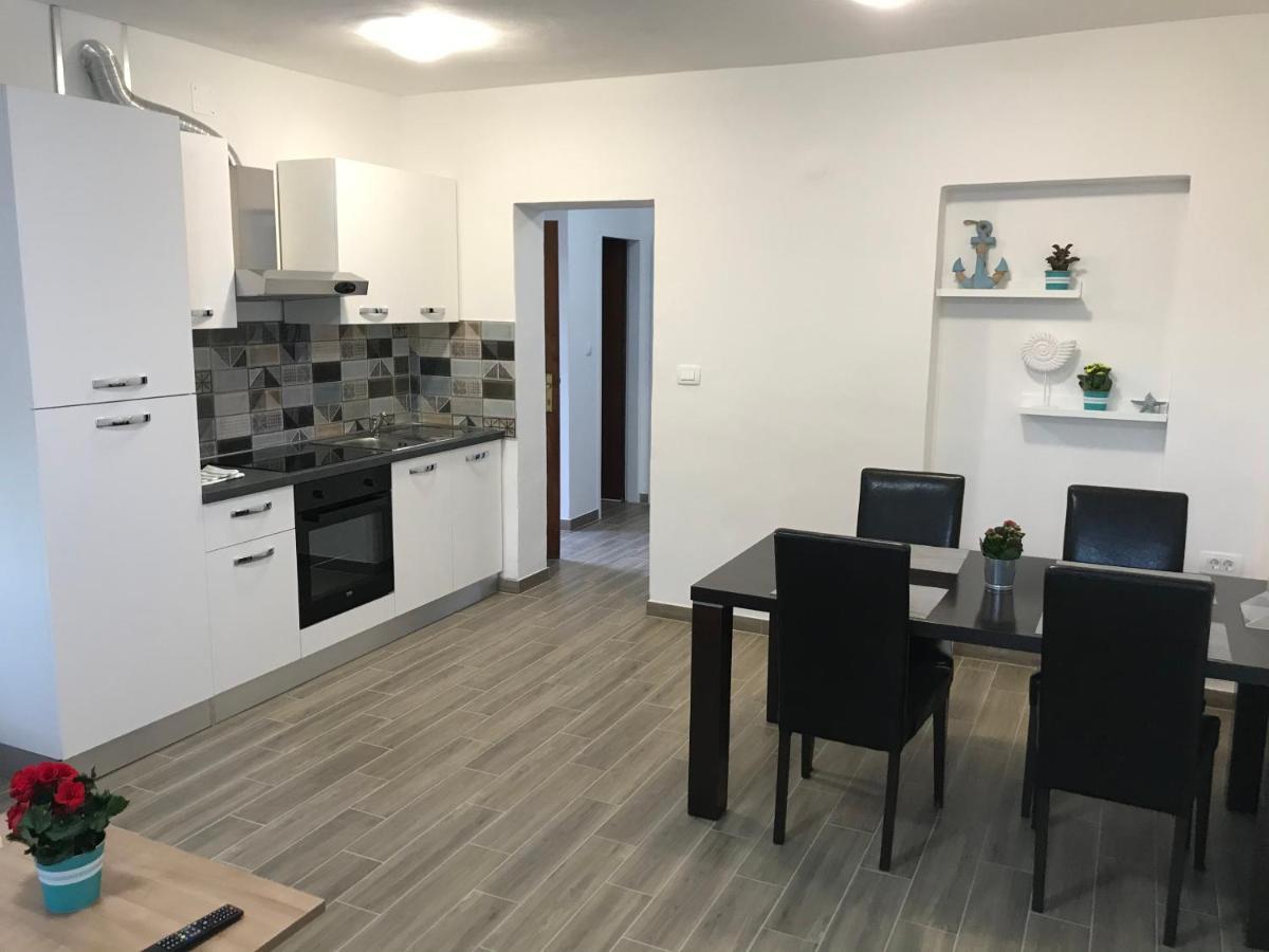 Apartments Lena باشْكا المظهر الخارجي الصورة
