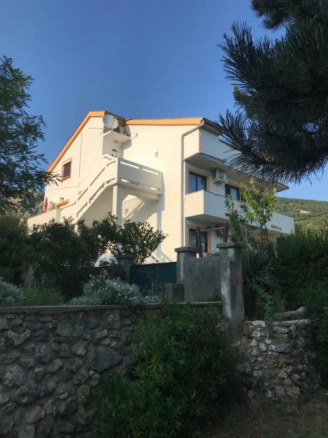 Apartments Lena باشْكا المظهر الخارجي الصورة